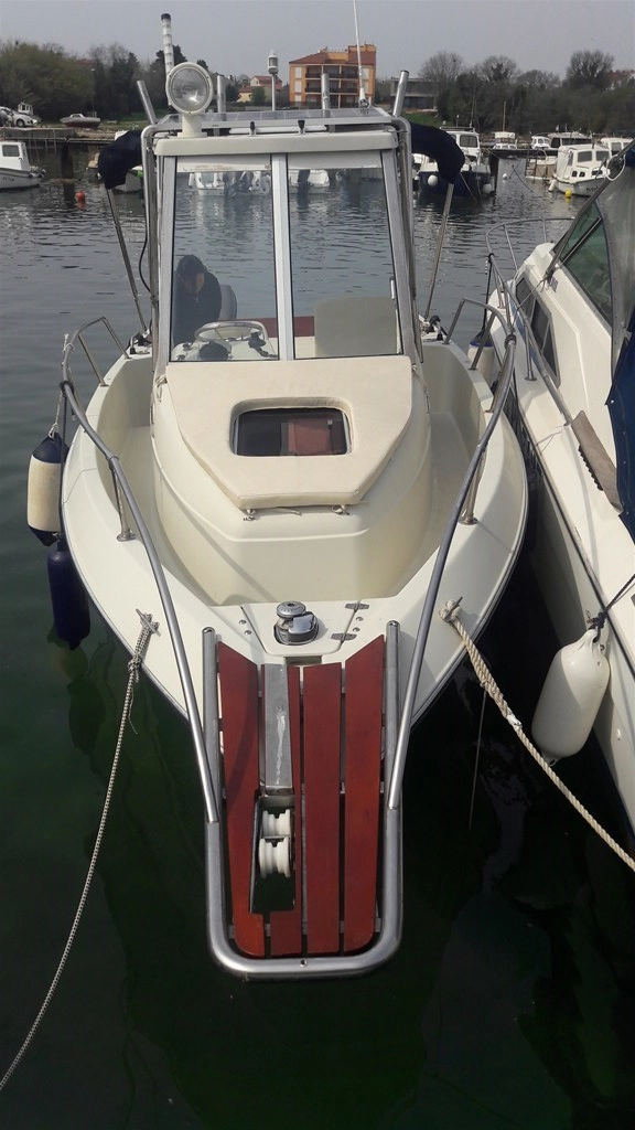 Istra Nautika Boat for Rent - Elan 23 WA