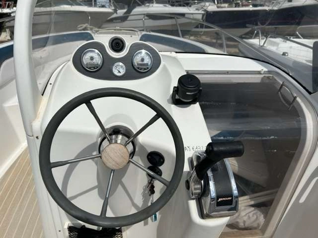 Istra Nautika Boat for Rent - Quicksilver Commander 600